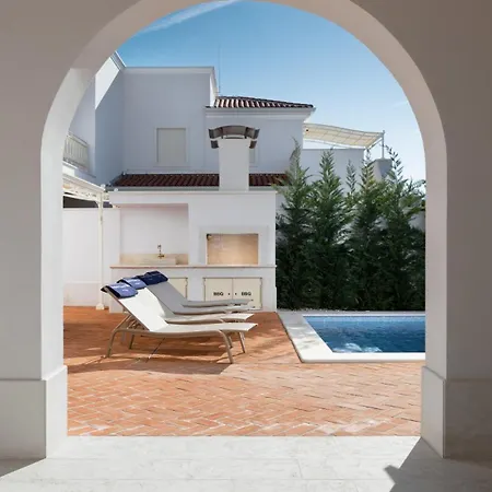 Family Claretta With Pool And Grill In Porec Villa Tar-Vabriga